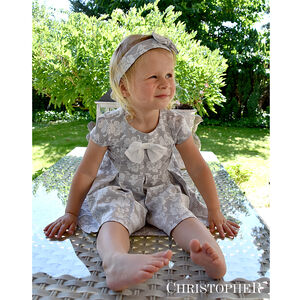 Sukienka Koronkowa Kod.5461 Szaro-Kremowa