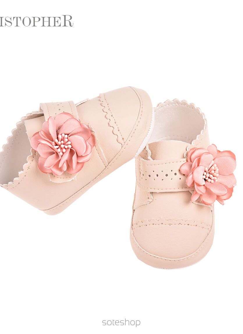 Buciki dla dziewczynki jasny beż z kwiatem Kod.7373/3 na rzep